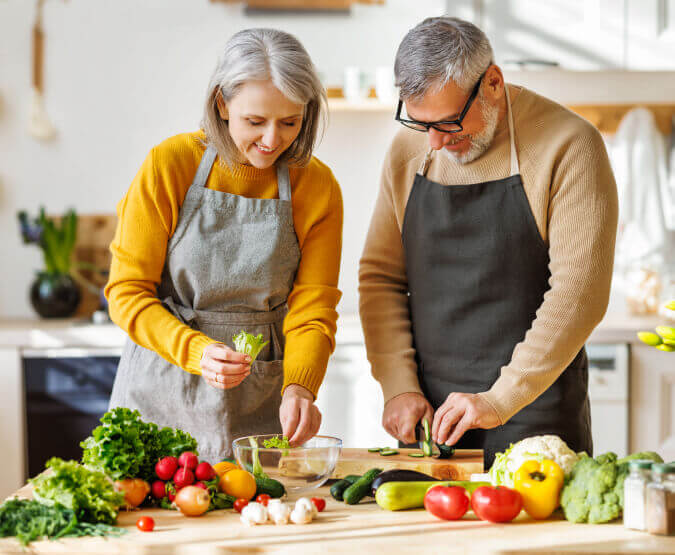 couple preparing foood